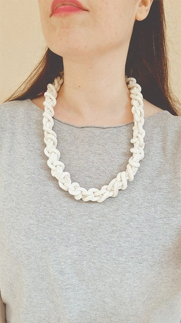 Macrame Necklace Tutorial for beginners || Amelie  Macrame Necklace Pattern