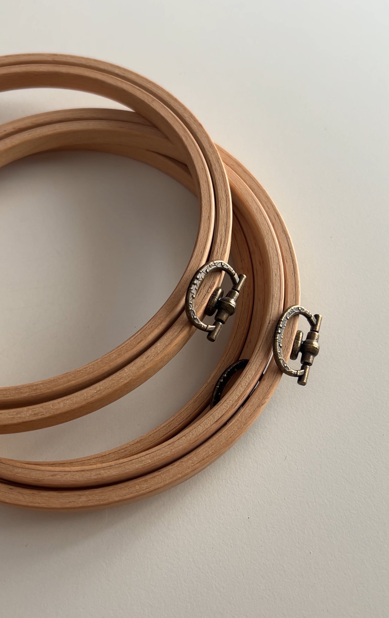Ξύλινο τελάρο προβολής - Wooden high quality presentation hoop 10cm with antique handle